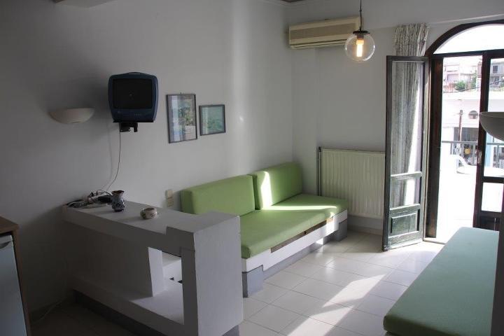 Skala Apartments Agia Marina Buitenkant foto