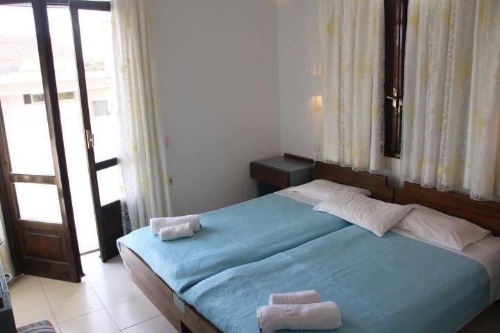 Skala Apartments Agia Marina Buitenkant foto