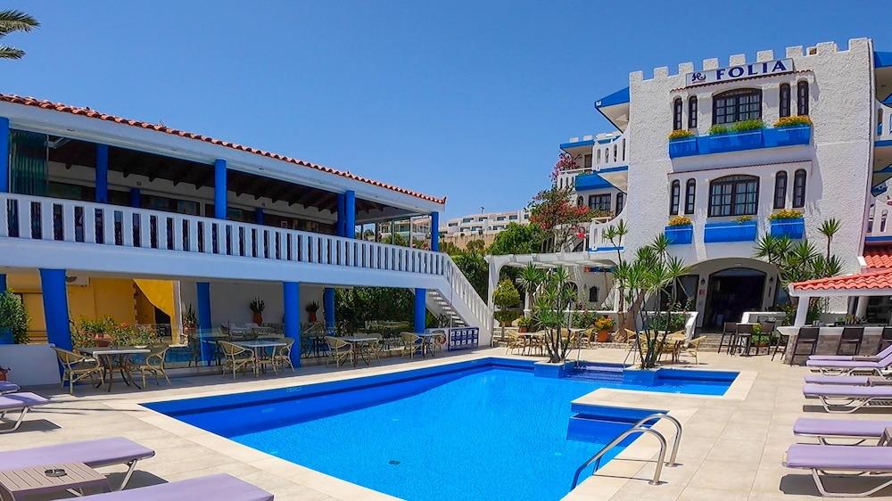 Skala Apartments Agia Marina Buitenkant foto